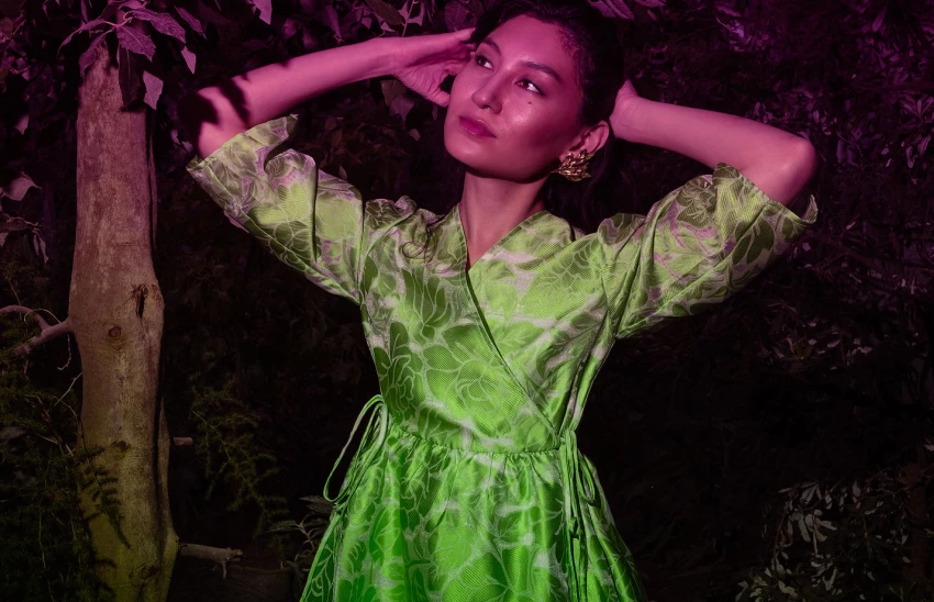 In the Garden (model Alima)